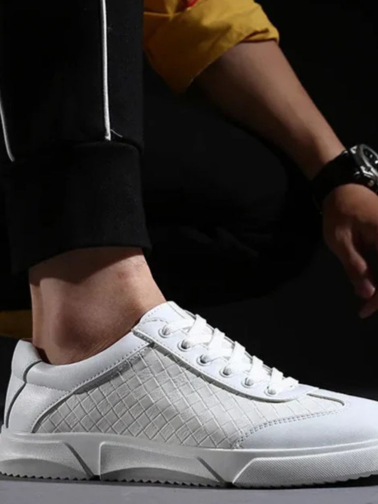 Noir Artisan Shoes